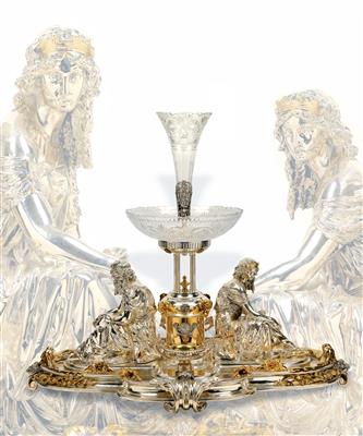 A large centrepiece, - Works of Art (Furniture, Sculptures, Glass, Porcelain)