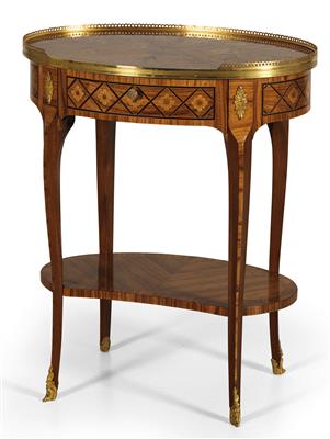 Oval salon table in Transition style, - Starožitnosti (Nábytek, Sochařská díla, Sklo, Porcelán)