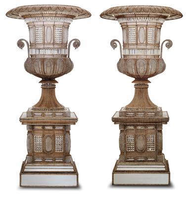 A pair of large representative vases with interior illumination on plinth, - Works of Art (Furniture, Sculptures, Glass, Porcelain)