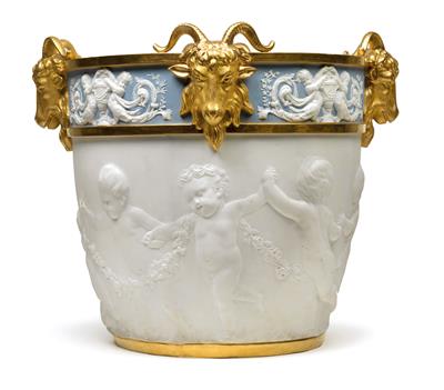 A splendid cachepot, - Works of Art (Furniture, Sculptures, Glass, Porcelain)