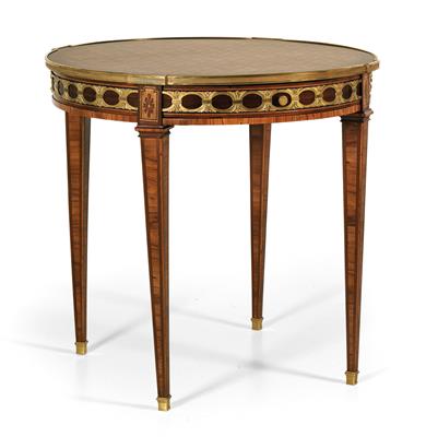 Round salon table, - Works of Art (Furniture, Sculptures, Glass, Porcelain)