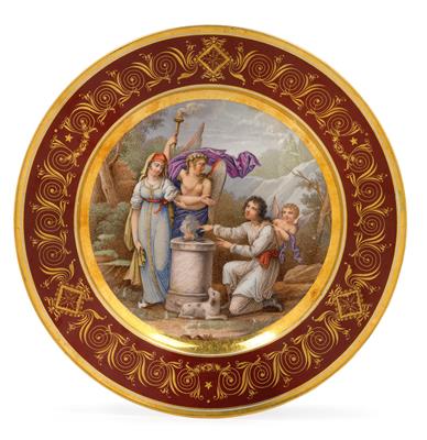 A pictorial plate from Russia - "L'himen recevant les serments de l'Amour" from the "Guriev Service", - Oggetti d'arte (mobili, sculture, vetri, porcellane)