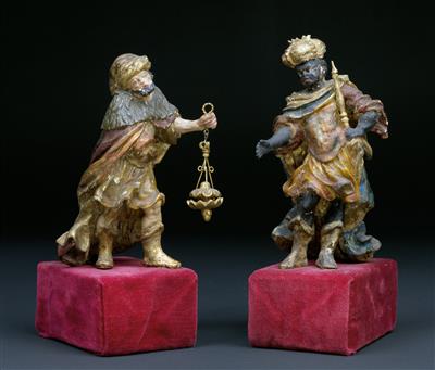 Zwei Hl. Könige einer Weihnachtskrippe, - Antiquitäten (Möbel, Skulpturen, Glas, Porzellan)