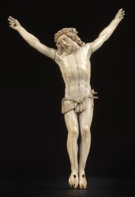 An ivory Christ, - Oggetti d'arte