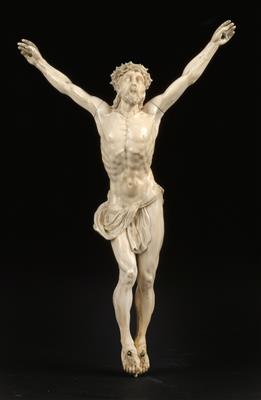 An ivory figure of Christ, - Works of Art