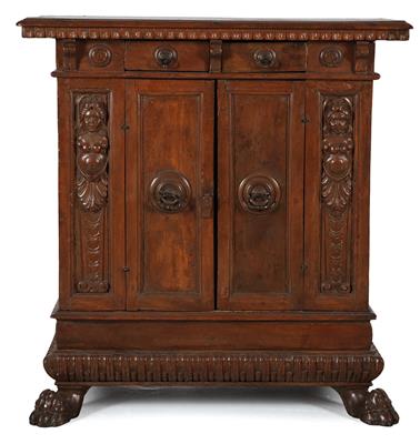 Small Italian Renaissance cabinet, - Works of Art