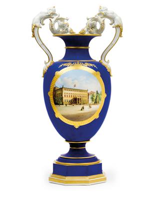 An amphora vase decorated with a view of the palace of the Prussian king and German Emperor Wilhelm I., - Oggetti d'arte