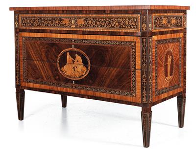 Italian chest of drawers, - Oggetti d'arte