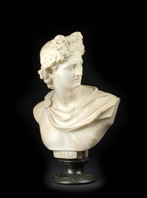 A marble bust of Apollo Belvedere, - Starožitnosti