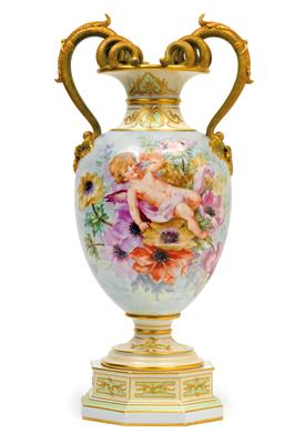 A vase with Cupid among flowers, - Starožitnosti