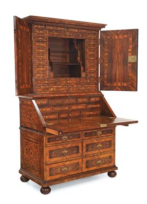 Bureau cabinet, - Works of Art