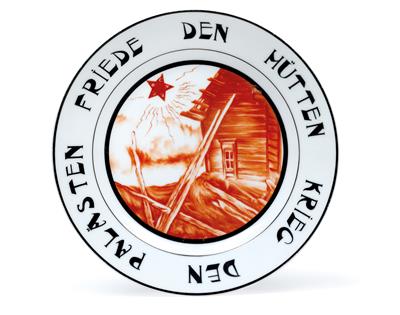 “Friede den Hütten, Krieg den Palästen” (Peace to the mines, War on the palaces) - A propaganda plate, - Starožitnosti