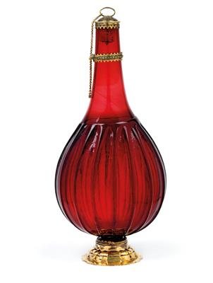A gold ruby bottle with vermeil mounts, - Starožitnosti