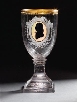 A Johann Sigismund Wenzel cup with silhouette portrait, - Nábytek