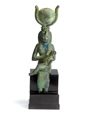A statuette of goddess Isis with Horus the Child, - Nábytek