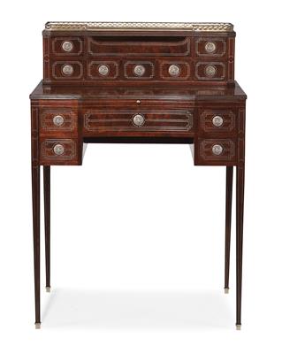 Delicate lady’s writing desk, - Furniture and works of art