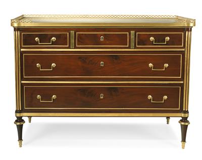 French salon chest of drawers, - Furniture and works of art