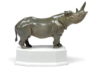 An African rhinoceros, - Starožitnosti - Nábytek, Sochařská díla, Sklo a Porcelán