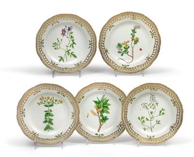 Flora Danica hors d’œuvre plates, - Starožitnosti - Nábytek, Sochařská díla, Sklo a Porcelán