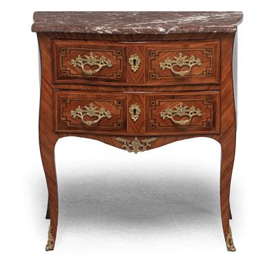 A Dainty French Salon Chest of Drawers, - Furniture, Porcelain, Sculpture and Works of Art