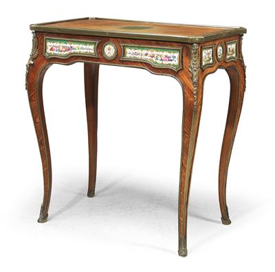 A French Salon Table - Starožitnosti