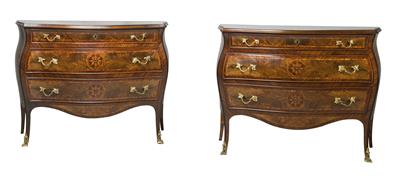 A Pair of Chests of Drawers - Mobili e Antiquariato