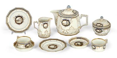 A Royal Bavarian Service (‘Perlservice’), Porcelain, Tea Service, - Starožitnosti