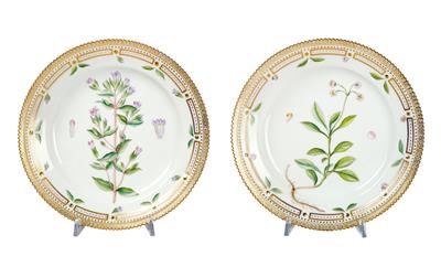 Flora Danica Soup Plates, - Furniture, Porcelain, Sculpture and Works of Art