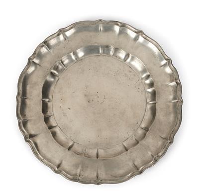 Anton Singer - a plate, - Asiatics, Works of Art and furniture