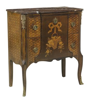 A French salon chest of drawers, - Mobili