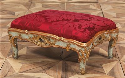 A Baroque Footstool, - L’Art de Vivre