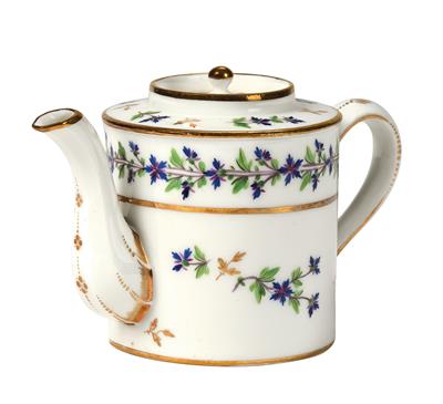 A Small Teapot with Cover, c. 1780 - L’Art de Vivre