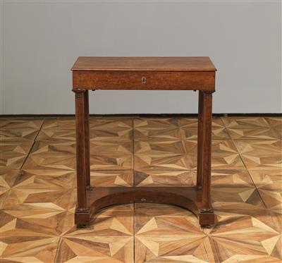 A Small Console Table, - L’Art de Vivre