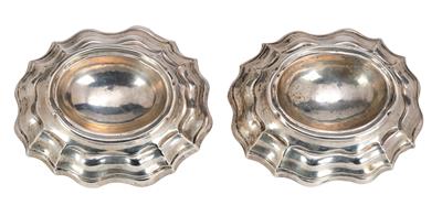 A Pair of Condiment Bowls, - L’Art de Vivre