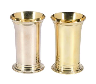 A Pair of Beakers from London, - L’Art de Vivre