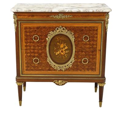 A Dainty French Salon Chest of Drawers, - Works of Art