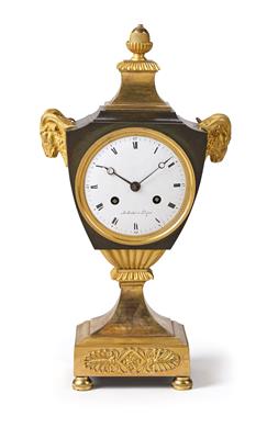 A Charles X Ormolu Vase Clock ‘Malardot a Dijon’, - Mobili e Antiquariato