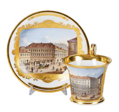 A Large Veduta Cup and Veduta Saucer, Vienna, - Mobili e Antiquariato