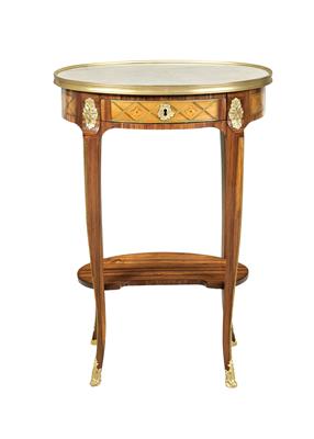 An Oval Salon Side Table - Furniture; Works of Art; Glas and Porcelain