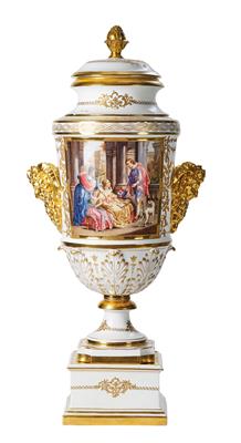 A Magnificent Covered Vase with Square Base, Dresden, Signed Schlesinger, - Starožitnosti