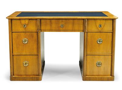 A Biedermeier Wiriting Desk, (from a Viennese Collection) - Starožitnosti a nábytek