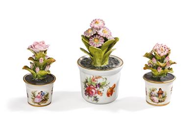 Three Miniature Pot Plants, Rudolstadt-Volkstedt, c. 1900, (from a Viennese Collection) - Antiques & Furniture