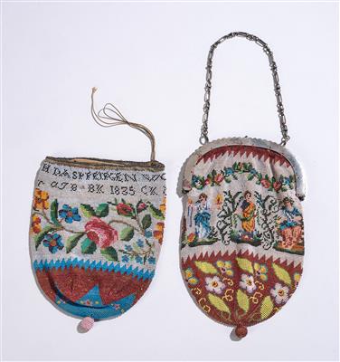 A Knitted Tobacco Pouch and Knitted Bag, - Anitiquariato e mobili