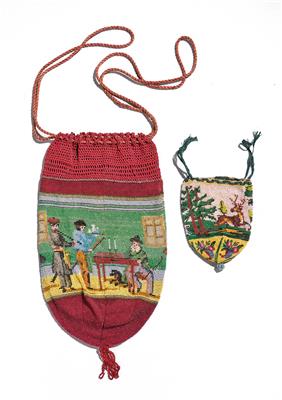 A Knitted Tobacco Pouch and Small Bag, - Anitiquariato e mobili
