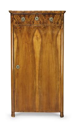 A Half-Height Biedermeier Cabinet, (from a Viennese Collection) - Starožitnosti a nábytek