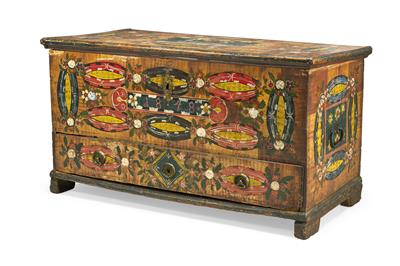 A Small Rustic Coffer, (from a Viennese Collection) - Anitiquariato e mobili