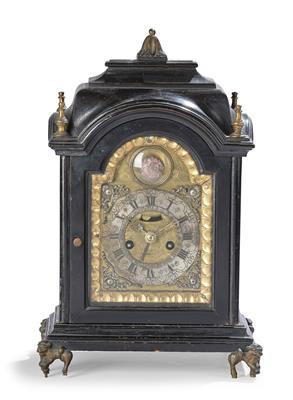 A Small Baroque Bracket Clock (‘Stockuhr’) from Prague, - Starožitnosti a nábytek