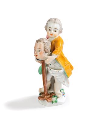 Kleine verkleidete Amorette, Meissen, (aus einer Wiener Sammlung) - Antiquitäten & Möbel