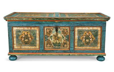 An Upper Austrian Rustic Coffer (‘Reitertruhe’), (from a Viennese Collection) - Anitiquariato e mobili