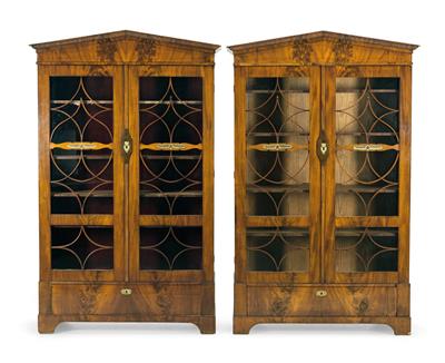 A Pair of Biedermeier Bookcases, - Starožitnosti a nábytek